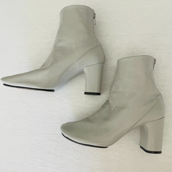 ❤️ CELINE PARIS BALLET RELOADED GRAY LAMBSKIN LEATHER ANKLE BOOTS ITALY - Picture 11 of 11